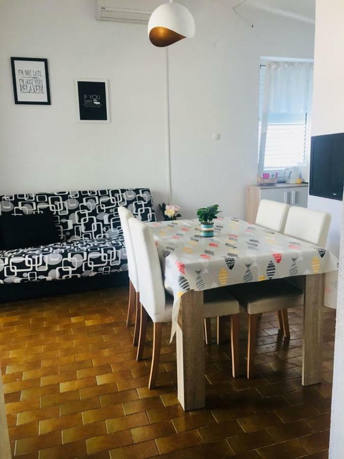 Holiday Home Morgan Вир Екстериор снимка